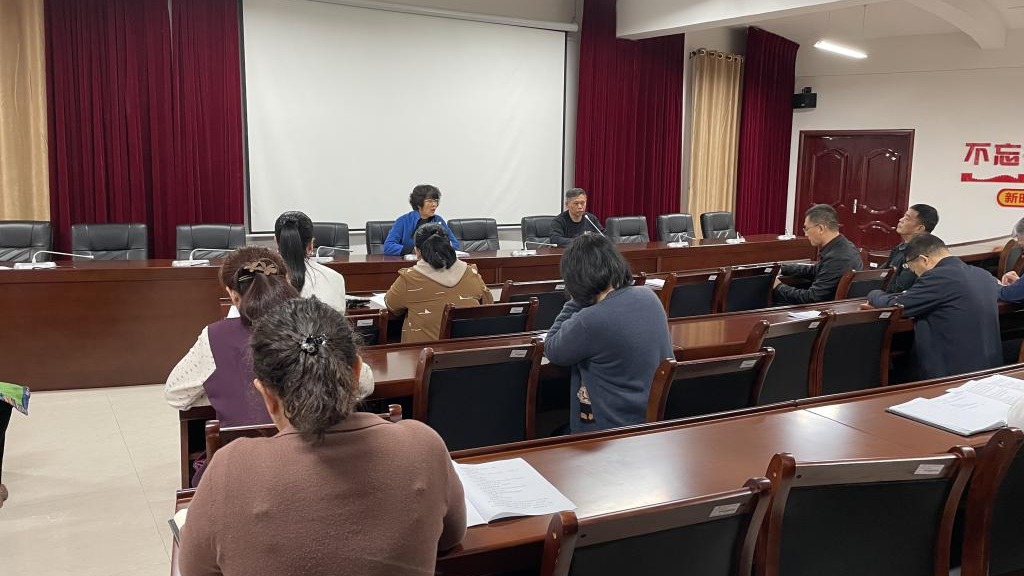 说明: https://www.glnc.edu.cn/__local/3/55/66/E0D28FC8BBBF527225ABC1BB6F2_F477A94C_22052.jpg