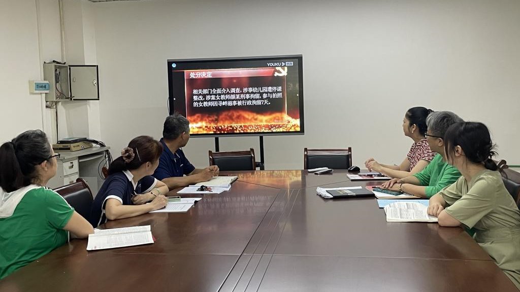 说明: https://www.glnc.edu.cn/__local/7/6E/EA/C9A9B8A863DC9C0CCEF2E88F445_A7A3F6E2_166F1.jpg